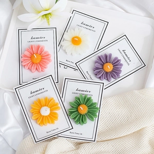 Daisy Shaped Scented Candle Soy Wax Flower Aroma Candle For Birthday Gift Home Decor Desktop Ornament Women