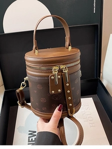 Sac seau cylindrique marron à la mode avec motif chien et bandoulière réglable