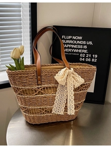 Women Summer Straw Woven Tote Bag Large Capacity Beach Shoulder Bag With Lace Bow Decor PU Leather Handle Zipper Closure