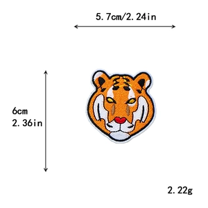 Embroidered tiger head patch for clothing and bags with size 5.7x6cm and 2.22g weight