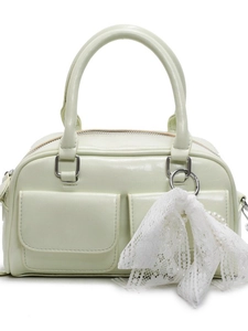 Sac bowling vert menthe rétro avec nœud en dentelle blanche et pendentif en perles