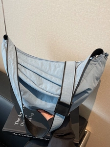 Women Casual Nylon Crescent Crossbody Bag Minimalist Pleated Dumpling Shoulder Bag With Braided Zipper Puller Lightweight Chest Bag Daily Travel