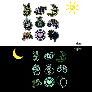 Leuchtende Bestickte Aufnäher Für Kleidung DIY Metaverse Cartoon Einhorn Regenbogen Herz Mond Glow In The Dark Aufnäher