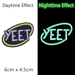 Leuchtender YEET-Stickpatch mit Tag- und Nacht-Glow-Effekten, Größe 6 x 4,5 cm