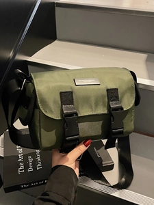 Women Oxford Cloth Messenger Bag Retro Utility Crossbody Bag Casual Street Style Shoulder Bag With Double Buckles