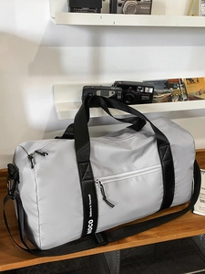 Sac de sport imperméable en nylon gris pour le fitness et voyage à grande capacité