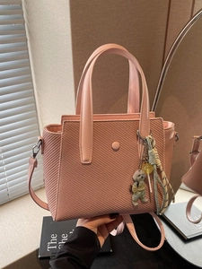 Sac Seau pour Femme en Cuir PU à Texture Tissée Sac à Bandoulière Décontracté de Mode Avec Charme Pour le Quotidien