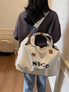 Large Capacity Women Travel Bag Glossy PU Leather Tote Bag Fashion Fitness Sport Handbag Luggage Storage Bag With Letter Print