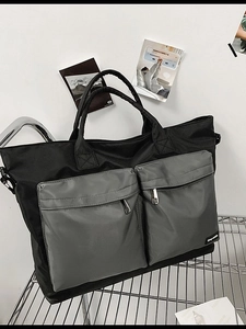 Large capacity nylon travel bag with wet-dry separation and dual front pockets