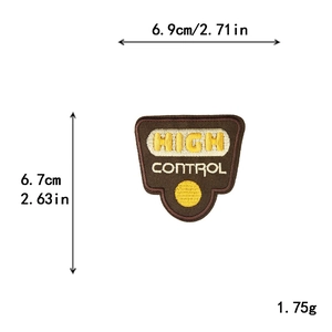 Écusson brodé High Control classique pour décoration de vêtements DIY sur fond blanc