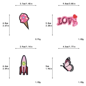 Detailed size chart for pink embroidered patches including LOVE, rocket and ice cream