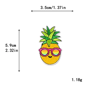 Embroidered pineapple patch with pink sunglasses and dimensions 3.5x5.9cm for DIY clothing