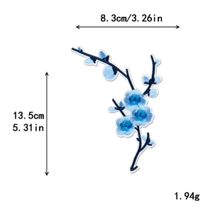 Patch brodé floral bleu de 8,3 cm x 13,5 cm pour la décoration de vêtements DIY