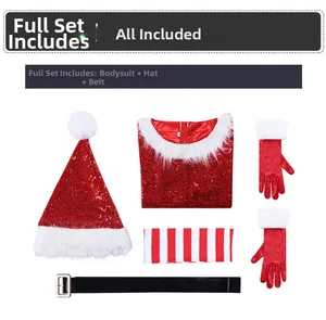Flachbild von rotem Pailletten-Weihnachtskleid-Set mit Pelzbesatz, Gürtel und Hut