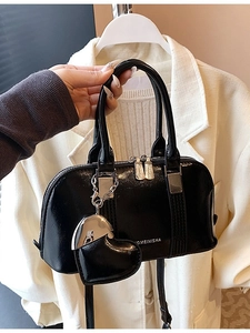 Fashion Glossy PU Leather Boston Handbag For Women Mini Shell Crossbody Bag With Heart Pendant Small Shoulder Purse
