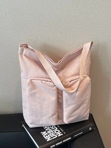 Women Large Capacity Nylon Tote Bag Fashion Double Front Pocket Crossbody Bag Adjustable Wide Strap Casual Shoulder Bag