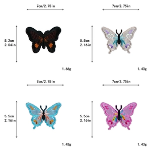 Détails de patchs brodés papillon dégradé avec dimensions de taille et poids sur fond blanc