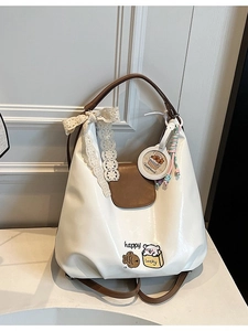 Sac à Épaule Femme Style Coréen en Cuir PU Grande Capacité Hobo Tote Avec Noeud en Dentelle Pendentif Capybara Broderie Cartoon Sac à Main