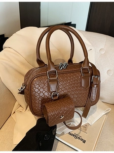 Women Woven Texture Handbag Niche Fashion PU Leather Bowling Crossbody Bag Set With Mini Pouch Adjustable Shoulder Strap Lady Tote