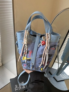 Women Fashion Graffiti Denim Bucket Bag Casual Handbag With Charms Crossbody Shoulder Bag Street Style Tote Purse