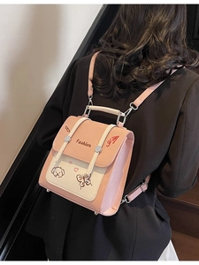 Schicker farblich abgesetzter Mini-Rucksack mit Cartoon-Grafiken und Lederriemen