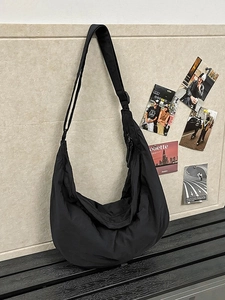 Large Capacity Nylon Crescent Crossbody Bag Minimalist Hobo Bag Water Repellent Commuter Shoulder Bag For Women Men