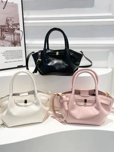 Trois sacs de moto en cuir PU noir, blanc et rose avec détails nœuds et boucles dorées