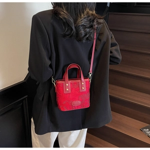 Mini red bridal handbag with exquisite floral jacquard texture and metallic logo detail