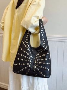 Women Retro Locomotive Style Underarm Bag Large Capacity PU Leather Tote With Metal Rivet Decoration Fashionable Shoulder Bag