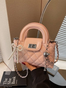 Women Quilted Chain Handbag Patent Leather Small Square Crossbody Bag Artificial Pearl Bow Charm Metallic Lock Shoulder Bag Evening Purse