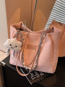 Pink snakeskin pattern tote bag with pearl chain and cute white cloud pendant