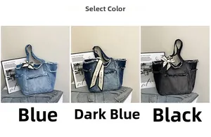 Trois couleurs de sacs cabas en denim avec bords effilochés et rubans décoratifs