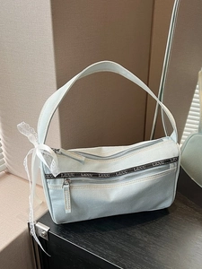 Women Vintage Denim Shoulder Bag With Lace Bow Y2K Style Double Zipper Underarm Bag Casual Tote Bag Fashion Handbag