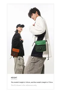 Umhängetaschen aus Nylon in Waldgrün und Karamell-Orange mit Netztasche und Kordelzugband