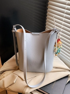 Fashion Women Bucket Bag PU Leather Single Shoulder Bag Commuting Crossbody Bag With Cartoon Doll Artificial Pearl Pendant Handbag