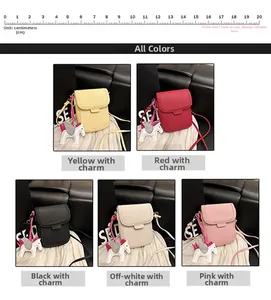 Détails de mini sacs à bandoulière en cinq coloris avec breloque cheval décorative