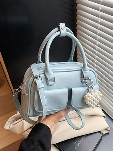 Damen Vintage PU Leder Boston Umhängetasche Mit Künstliche Perlenherz Anhänger Vortaschen Stilvolle Kleine Kissen Handtasche