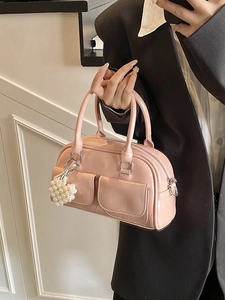 Rosa glänzende Boston-Tasche mit Perlenherz-Anhänger und Klapptaschen für Damen