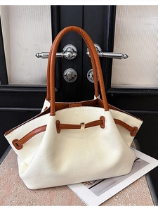 Fashion Crocodile Pattern PU Leather Tote Bag Large Capacity Winged Shoulder Bag With Metal Buckle For Women Commute Daily