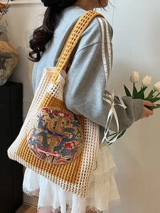 Grand sac cabas tissé avec broderie de dragon et boutons chinois en jaune et blanc