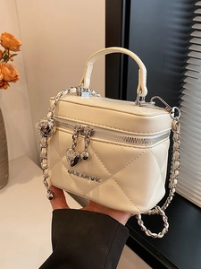 Women Quilted PU Leather Box Bag Elegant Chain Crossbody Handbag With Heart Pendant For Ladies Daily Fashion Accessories