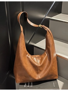 Women Vintage PU Leather Large Capacity Shoulder Bag Minimalist Hobo Tote Bag With Adjustable Strap Casual Commuter Handbag