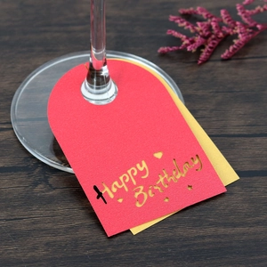 Tarjetas decorativas para copas de vino Happy Birthday en rojo y dorado láser