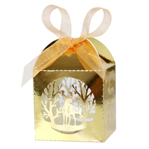 Boîte à bonbons de Noël dorée découpée au laser avec motif élan et ruban orange