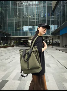 Sac à dos fourre-tout en nylon vert olive à grande capacité pour les déplacements urbains