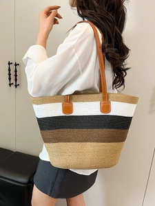 Bolso tote de playa tejido a mano con rayas coloridas y correas de hombro de cuero marrón
