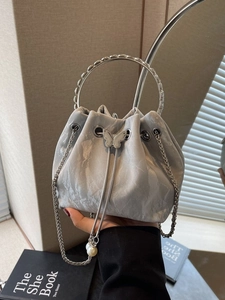 Sac Seau Plissé en PU pour Femmes Avec Boucle en Métal Papillon Gland de Künstliche Perle Bandoulière Chaîne Poignée Ronde