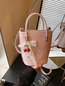 Sac Seau Élégant en Cuir PU pour Femmes Doux Pendentif Cerise Dentelle Künstliche Perle Sac à Main Bandoulière pour Mode Quotidienne