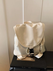 Zaino da trekking impermeabile bianco crema con fibbia nera e coulisse per donna