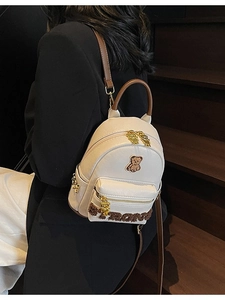 Mini Sac à Dos Mignon Broderie Ours pour Femmes Cuir PU Lettre STRONG Mode Petit Sac à Bandoulière Sac de Voyage Décontracté Filles